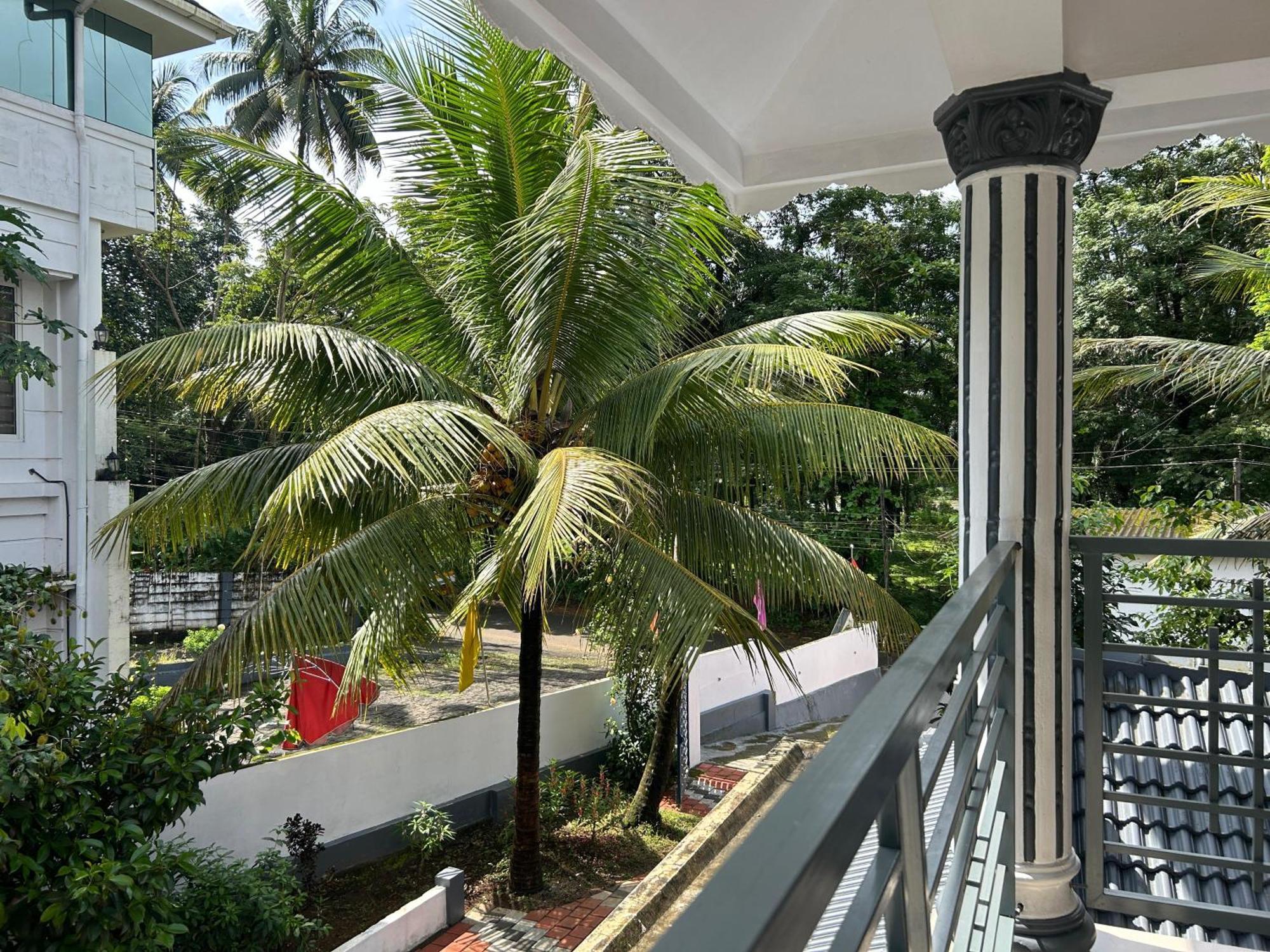 Puzhayoram Homestay Thrissur Εξωτερικό φωτογραφία